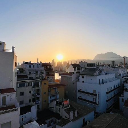شقة Atico Con Vistas En El Casco Antiguo De بينايدورم المظهر الخارجي الصورة
