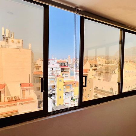 شقة Atico Con Vistas En El Casco Antiguo De بينايدورم المظهر الخارجي الصورة